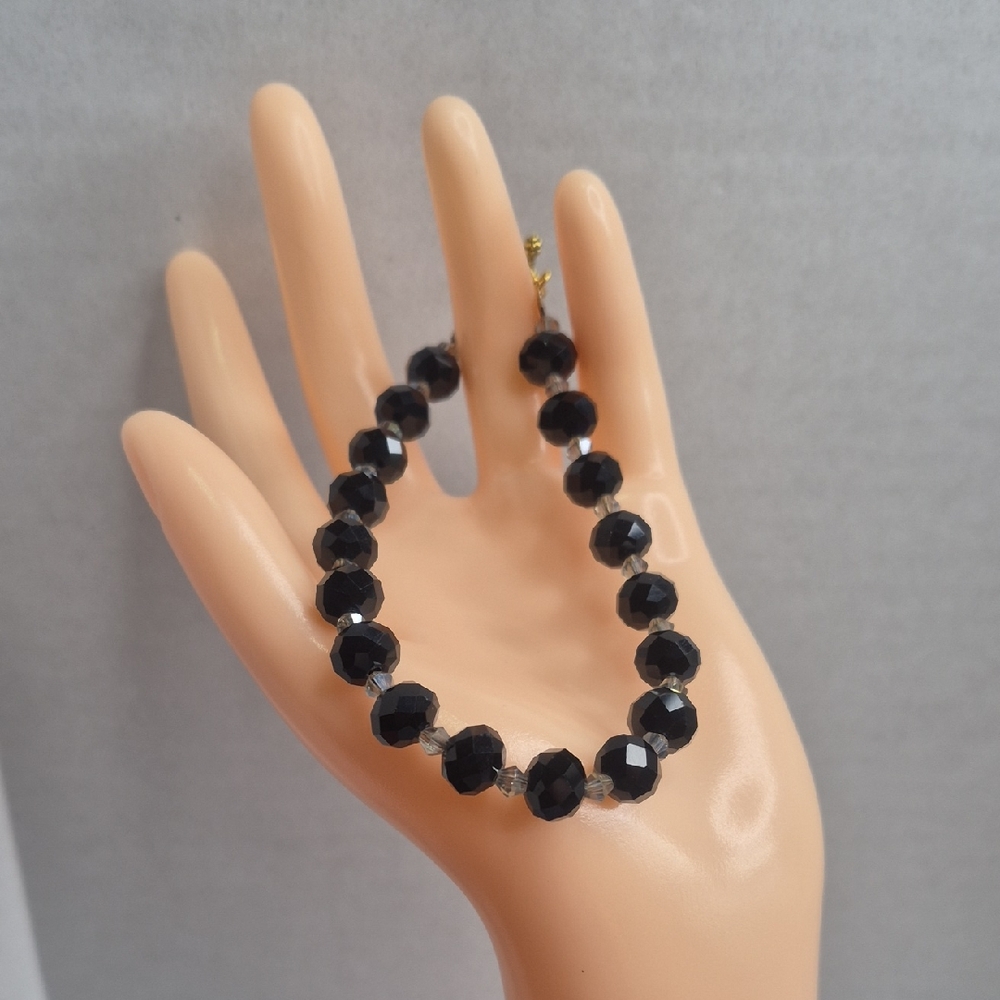 🚨Crystal Black and Faceted Crystal Beaded Bracelet